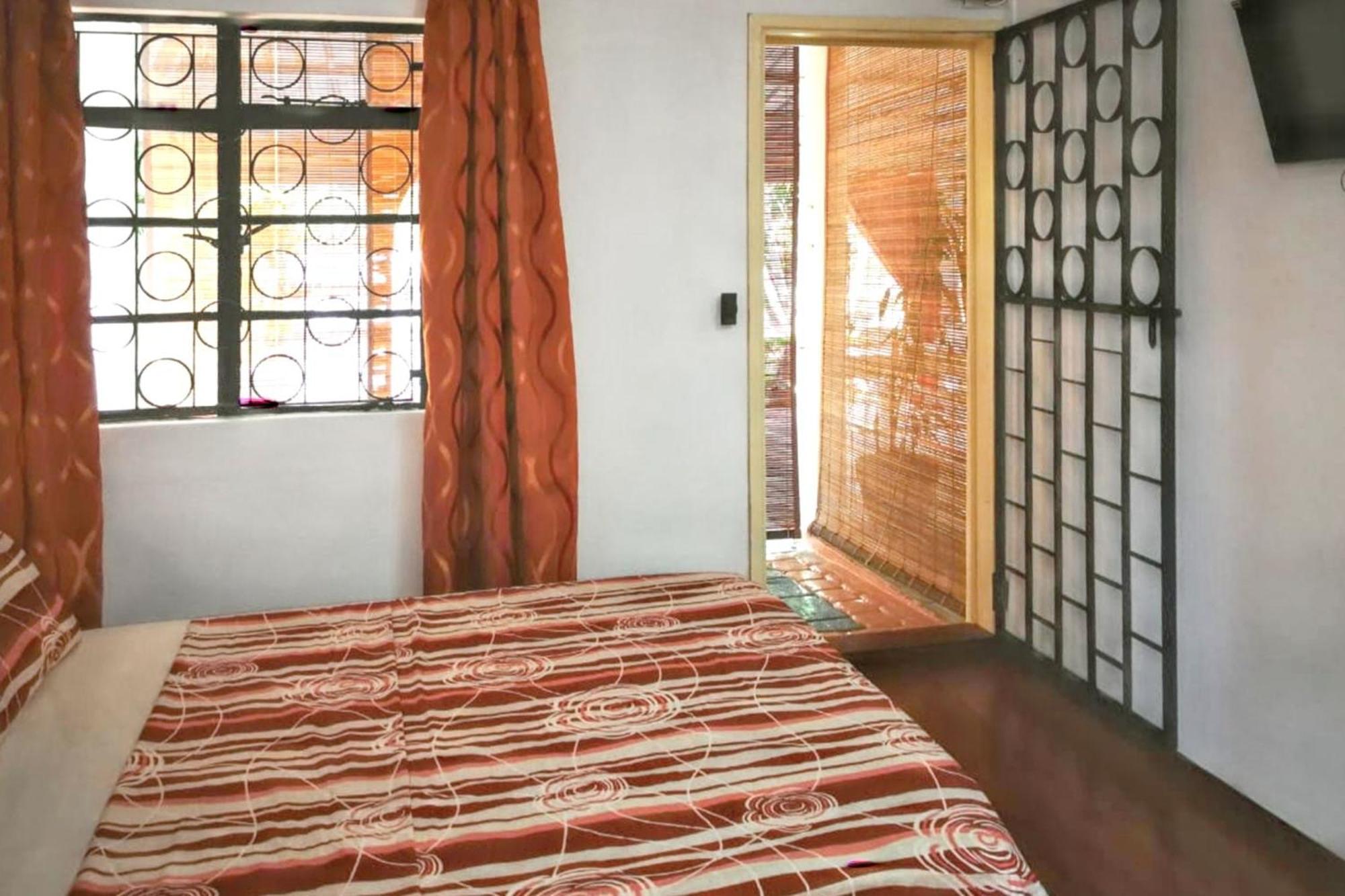 Charming Studio In Flic En Flac With Enclosed Garden 25M² Exterior photo